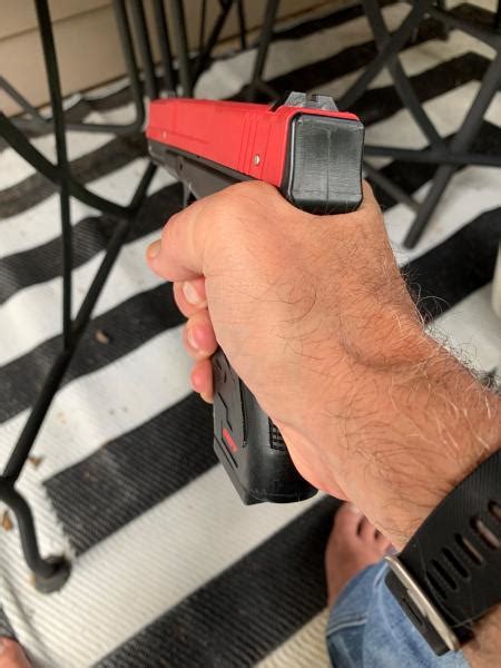 grip angle grip strength shooting injuries  sight indexing