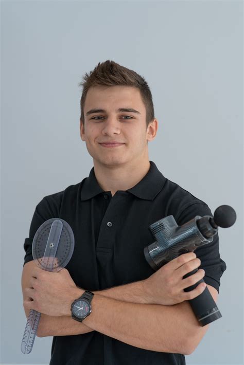 Цецо Ценков - Физиотерапевт | ОМНИ Физио & Уелнес Клиник — OMNI Physio ...