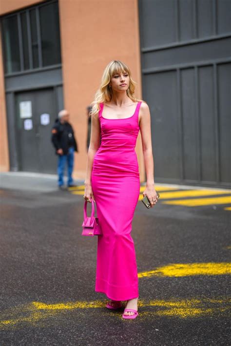 De trend van deze zomer: la vie en rose met Barbiecore