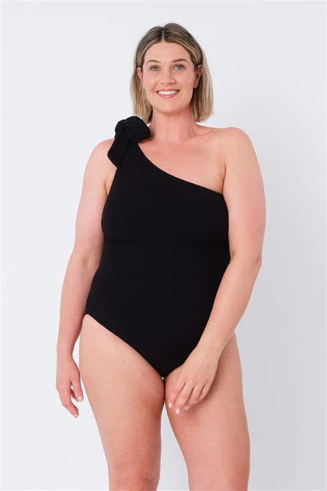 Crinkle Cut One Shoulder One Piece BLACK – UNE PIECE