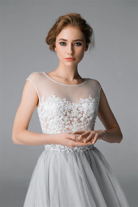 Short tulle wedding dress – Diana Midi • Piondress