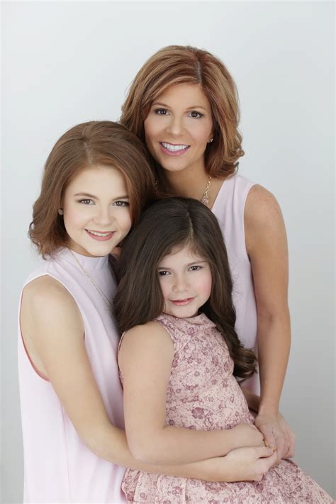 Meredith Melody Photography | Mother Daughter Portraits | Central