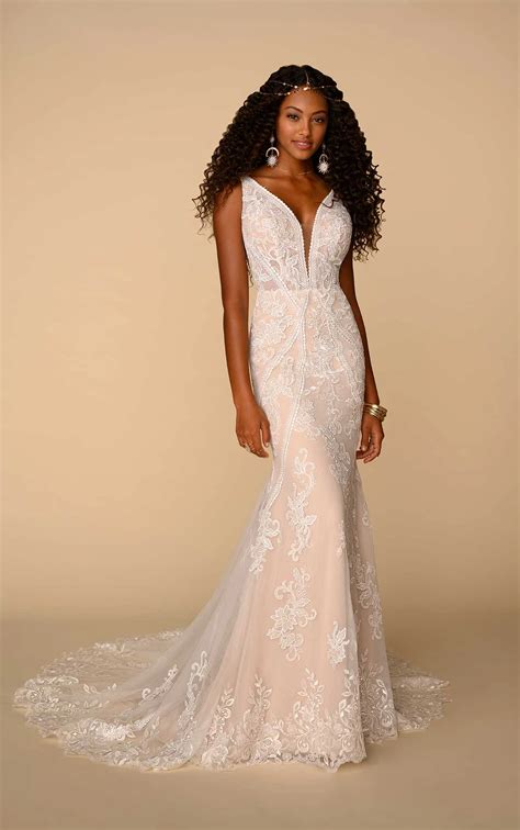 Bohemian Wedding Dress with Floral Lace | True Society Bridal