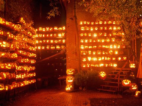 jack-o-lanterns « MyConfinedSpace