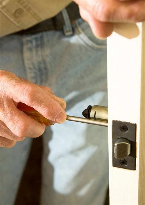 Reasons to Consider Window and Door Repair - Window & Sliding Glass