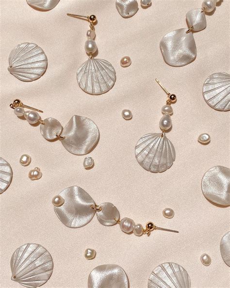 Made at 6pm - “The pearl is the queen of gems and the gem...