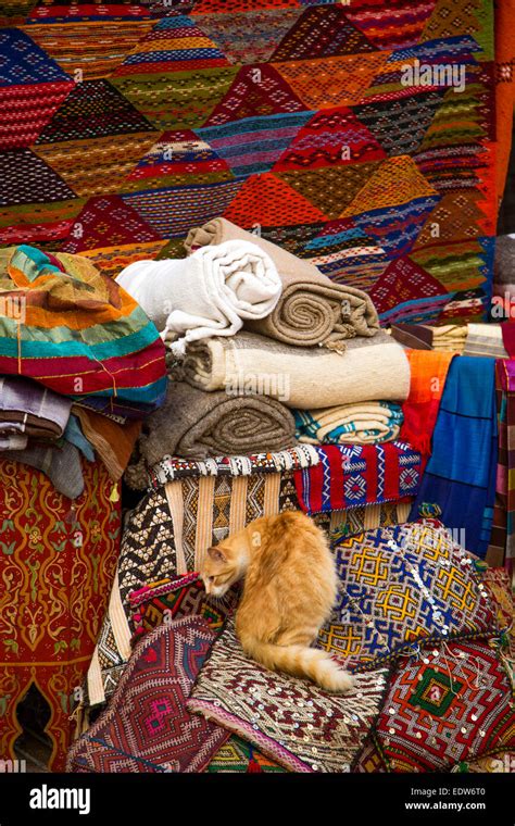 Agadir market hi-res stock photography and images - Alamy
