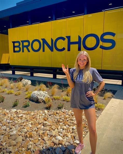 Zoey Taylor Bio, Age, Career, Net Worth, Height, Education,