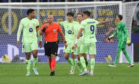 Referee Szymon Marciniak denies comments aimed at Barcelona pair Pedri