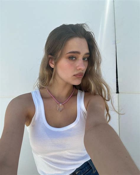 Lizzy Greene 09/25/2022 • CelebMafia