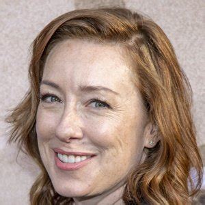 Molly Parker (TV Actress) - Age, Birthday, Bio, Facts, Family, Net