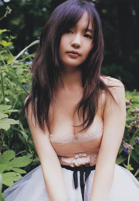 中村ゆり グラビア水着画像 41枚 | ちょい懐女画像集 女優・歌手・アイドル