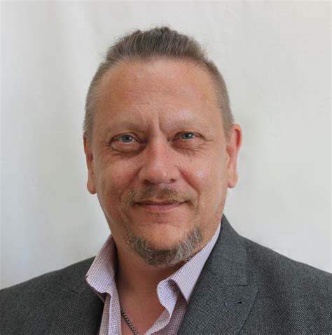 Real Estate Listings and Property Particulars for Kensington