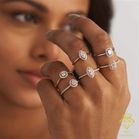 Halo Emerald Cut Engagement Ring for Women /solid Gold Emerald Cut