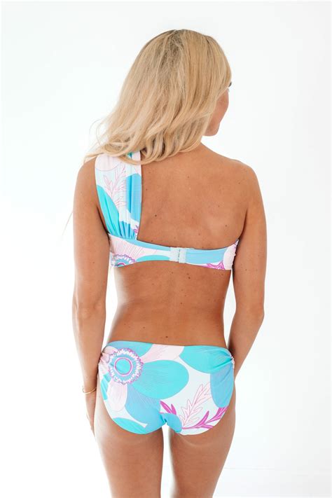 The Mia Rae Bikini Bottoms - Multi – The Impeccable Pig