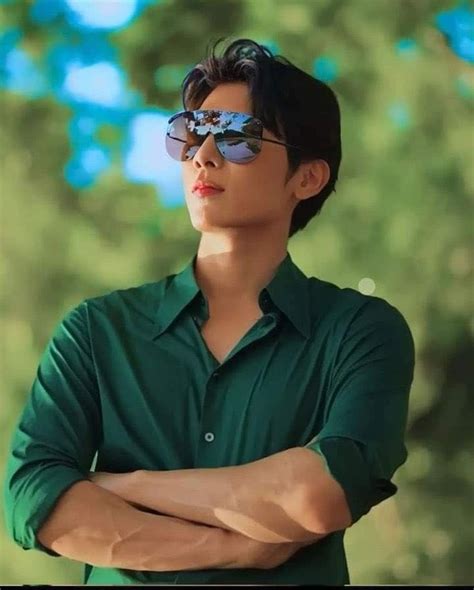 pin oleh berta  random pins memes  aktor pacar pria gambar