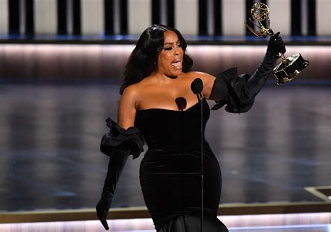 Emmy Awards: Read Niecy Nash-Betts' inspiring speech after win - ABC News