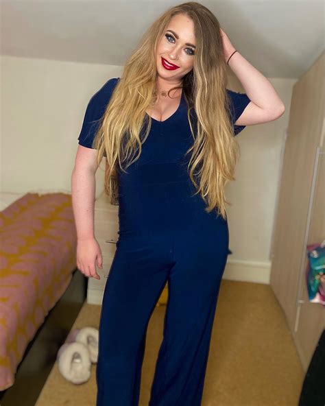 Ellie Cassidy (@ellie__cassidy) • Instagram photos and videos