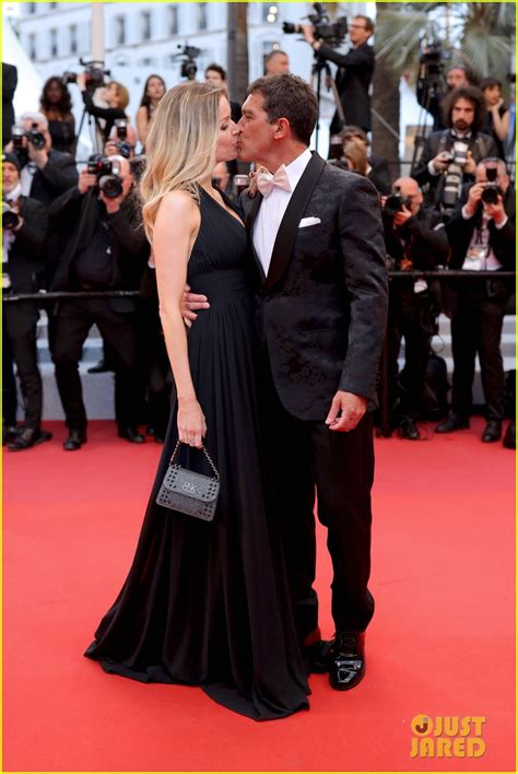 Photo: penelope cruz antonio banderas pain and glory cannes premiere 03 ...