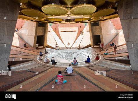 Matrimandir hi-res stock photography and images - Alamy