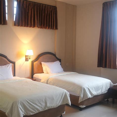 asoka hotel prices reviews bandung indonesia