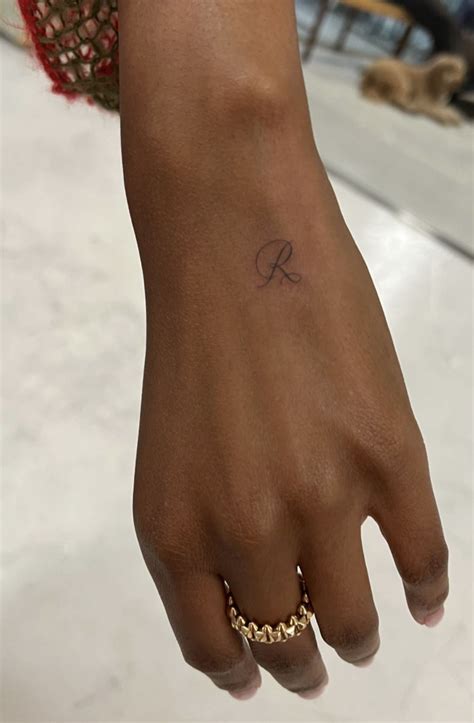Pin by Ainhoa Granada on Tattoos | Hand tattoos, Minimal tattoo, Small