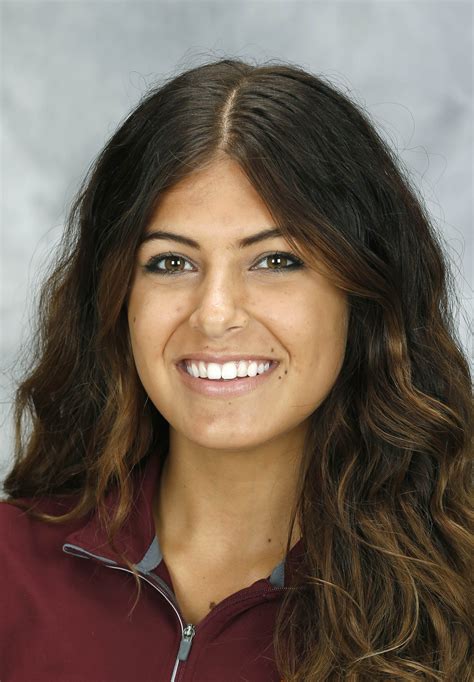 Gophers hockey: Hard work puts Emma May in goal