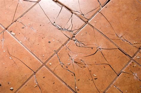 New Tile Floor Cracking – Flooring Tips