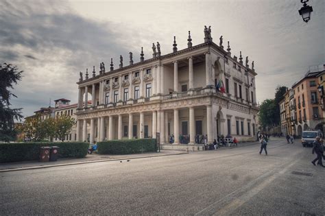 Vicenza. Przewodnik po renesansowym, włoskim mieście - Wojażer