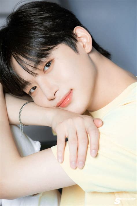 cravity koo jungmo jungmo cravity koojungmo aesthetic