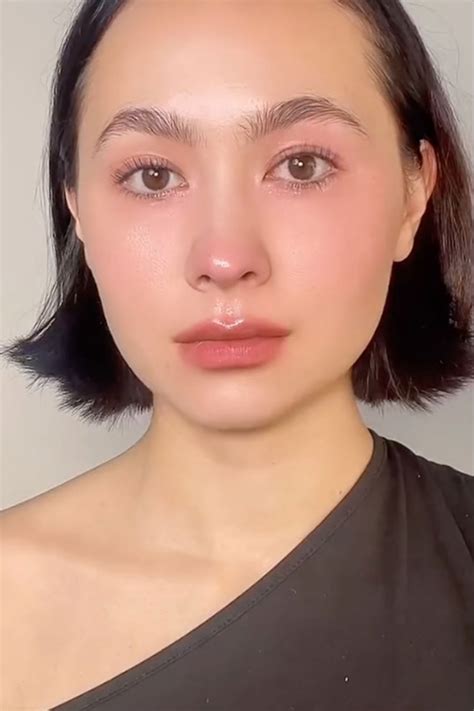 Crying makeup is a hot new TikTok beauty trend