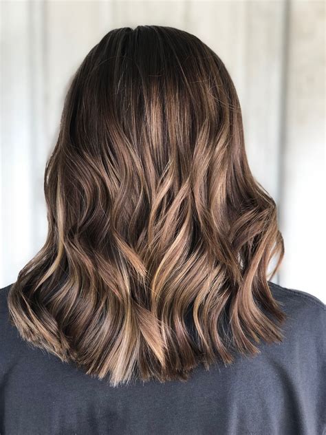 From Balayage To Babylights, We Explore The Best Highlight Styles For Medium Hair For Every Face Shape