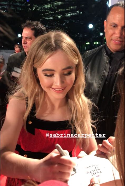Sabrina Carpenter Family, Sabrina Carpenter Outfits, Captain America