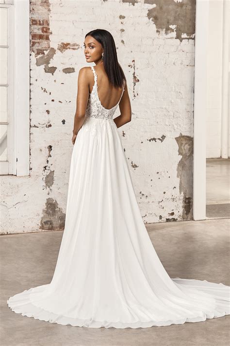 44382: Chiffon A-Line Bridal Gown with Scoop Neckline and Slit