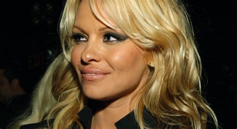 Pamela Anderson's Most Iconic Makeup & Hairstyles