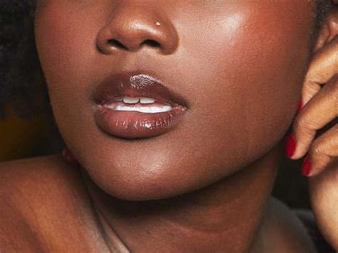 remove upper lip hair  home   easy steps makeupcom