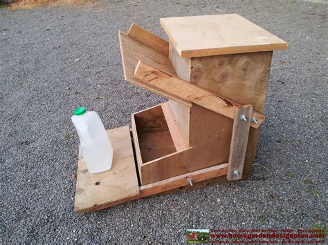 Automatic chicken feeder diy - fetitribal