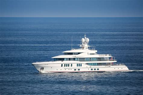 SIXTH SENSE Yacht • Micky Arison $90M Superyacht