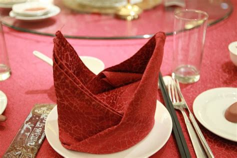 chinese dining etiquette  table manners