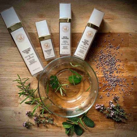 Self Facial for Acne - Organic Apoteke