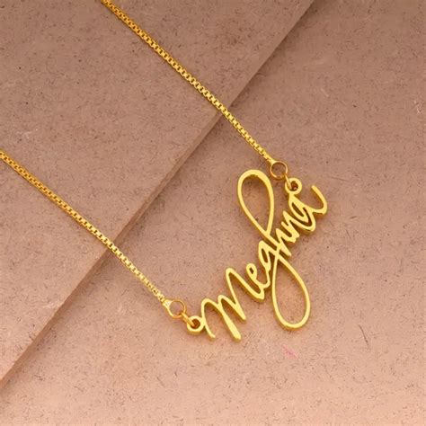 Cursive Curved Name Necklace - Zyka