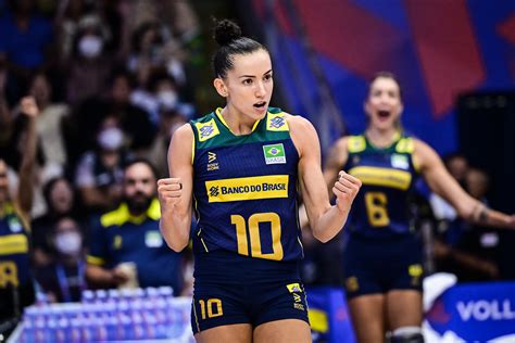Gabi hits the ground running as Brazil top Italy in Bangkok