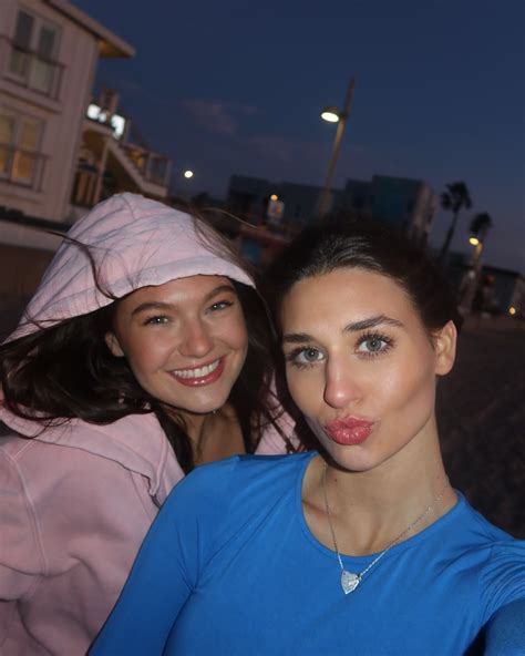 krissy spaulding | a lil bit of this🏝️🥰🤞🏼 + a lil bit of that🥳🌮🍸