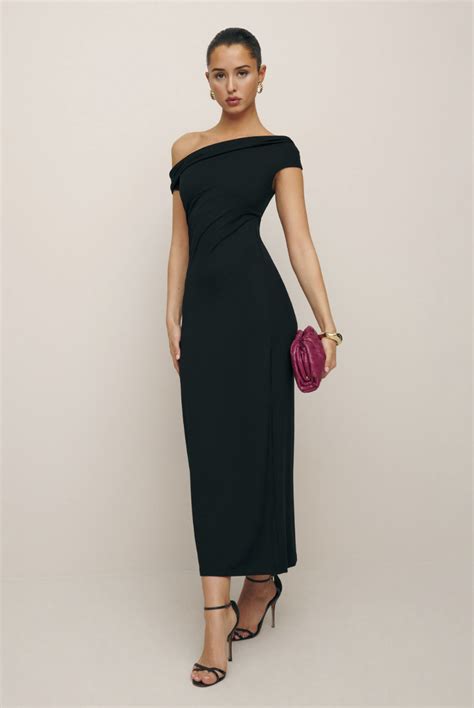 15 Styles to Redefine the Black Dress - The LA Girl