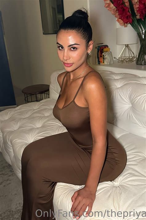 OnlyFans Actress Models Mega Link