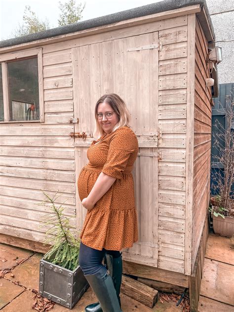 EARLY PREGNANCY SYMPTOMS FIRST 11 WEEKS