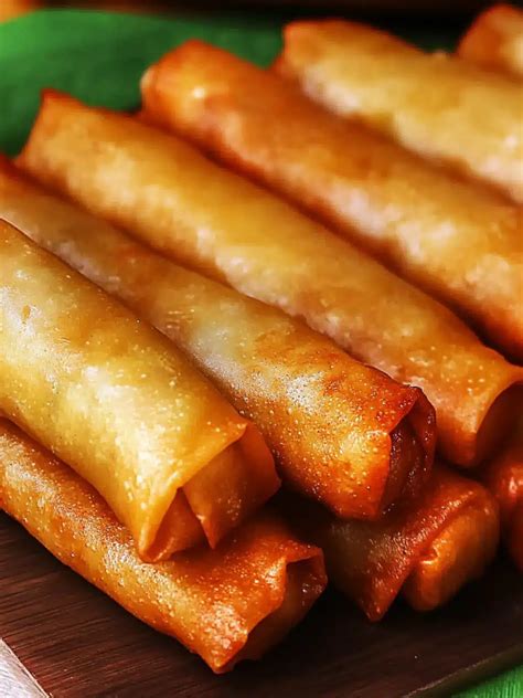 authentic filipino lumpia recipe irresistibly crunchy egg rolls