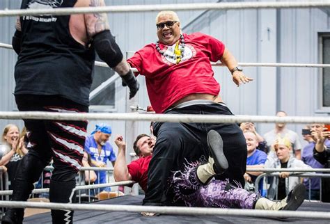 Bootylicious — Rikishi stinkface Mike King