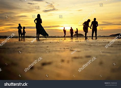 beach goers images stock  vectors shutterstock