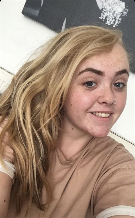 Lizzie Buns Real Name